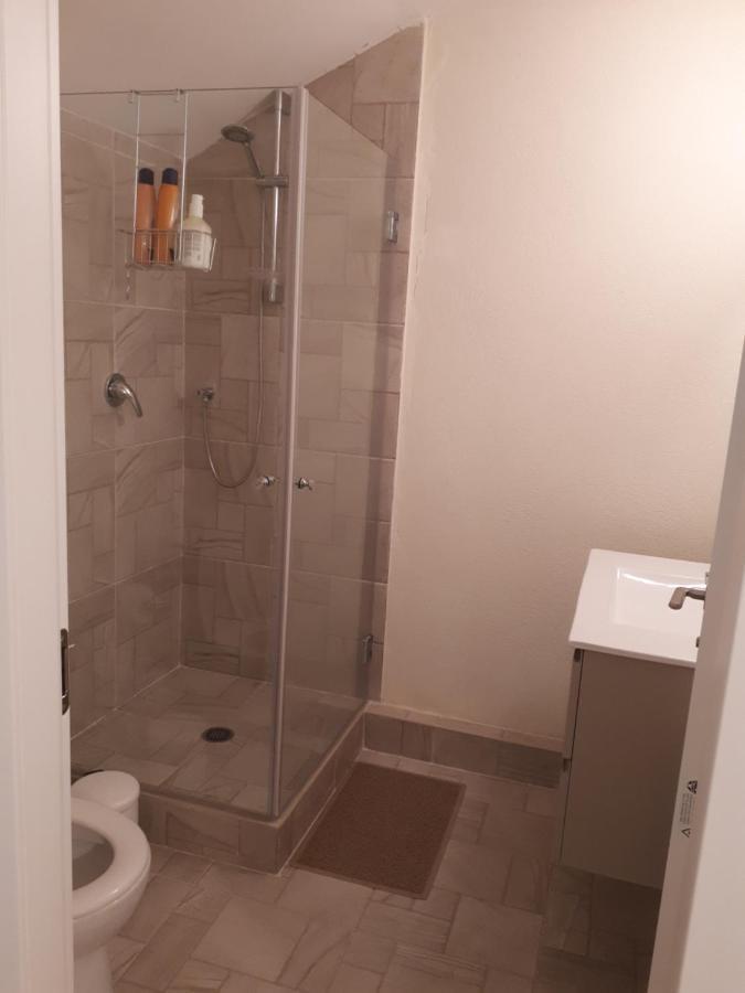 Etty'S House Hotel Petach Tikva Ngoại thất bức ảnh