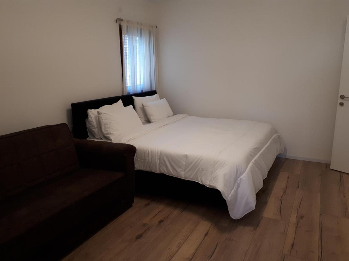 Etty'S House Hotel Petach Tikva Ngoại thất bức ảnh